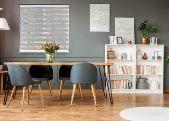 Ke změně interiéru přispívají i rolety den a noc