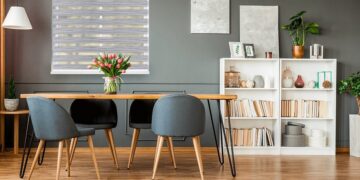 Ke změně interiéru přispívají i rolety den a noc